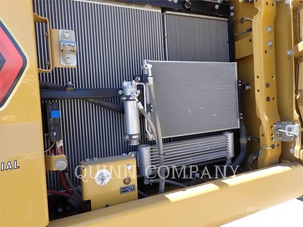 CAT 330 대형 굴삭기 29톤 이상
