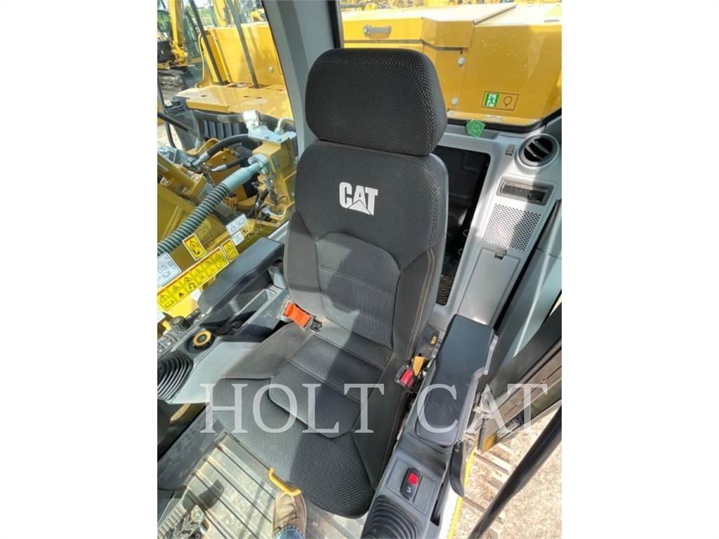 CAT 330 TC 대형 굴삭기 29톤 이상