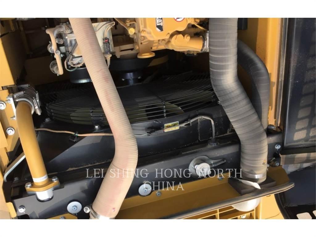 CAT 330D2L 대형 굴삭기 29톤 이상