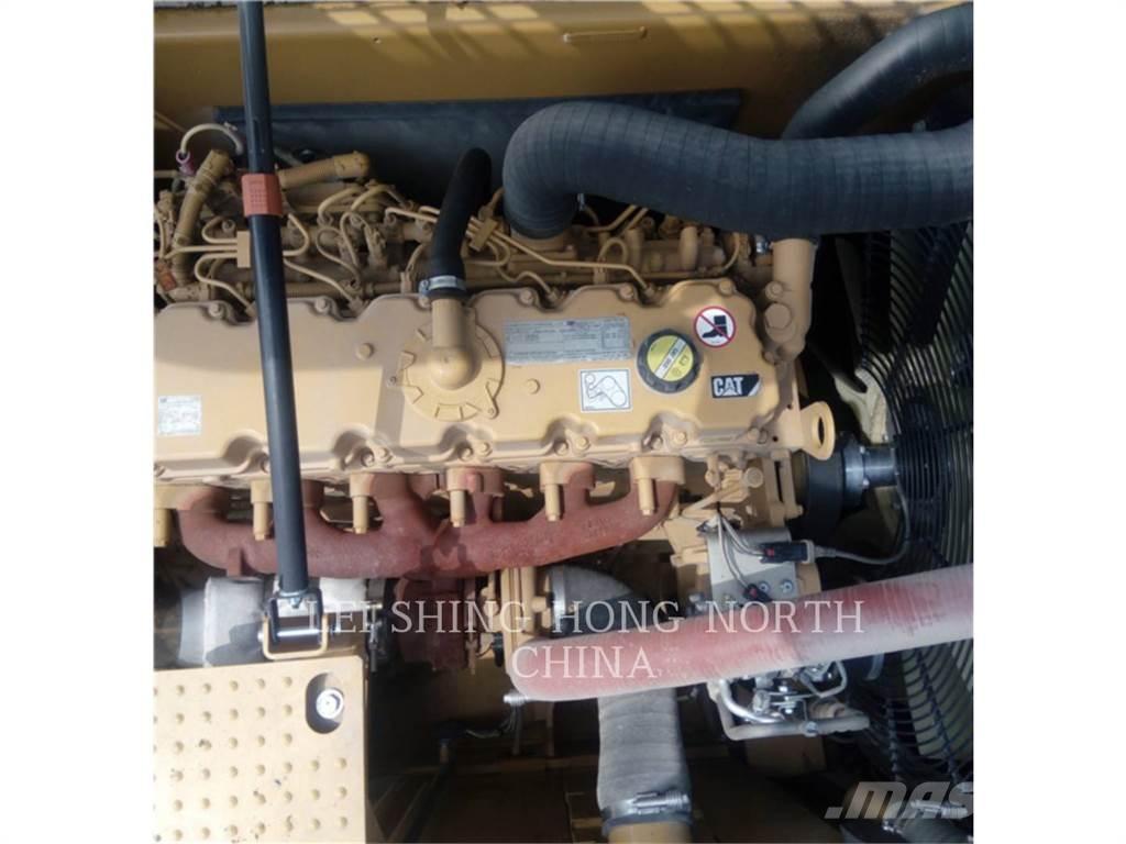 CAT 330D2L 대형 굴삭기 29톤 이상