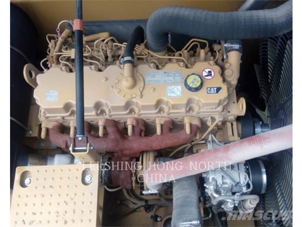 CAT 330D2L 대형 굴삭기 29톤 이상