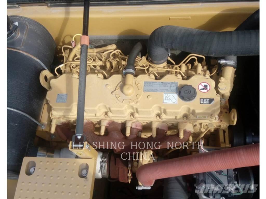 CAT 330D2L 대형 굴삭기 29톤 이상