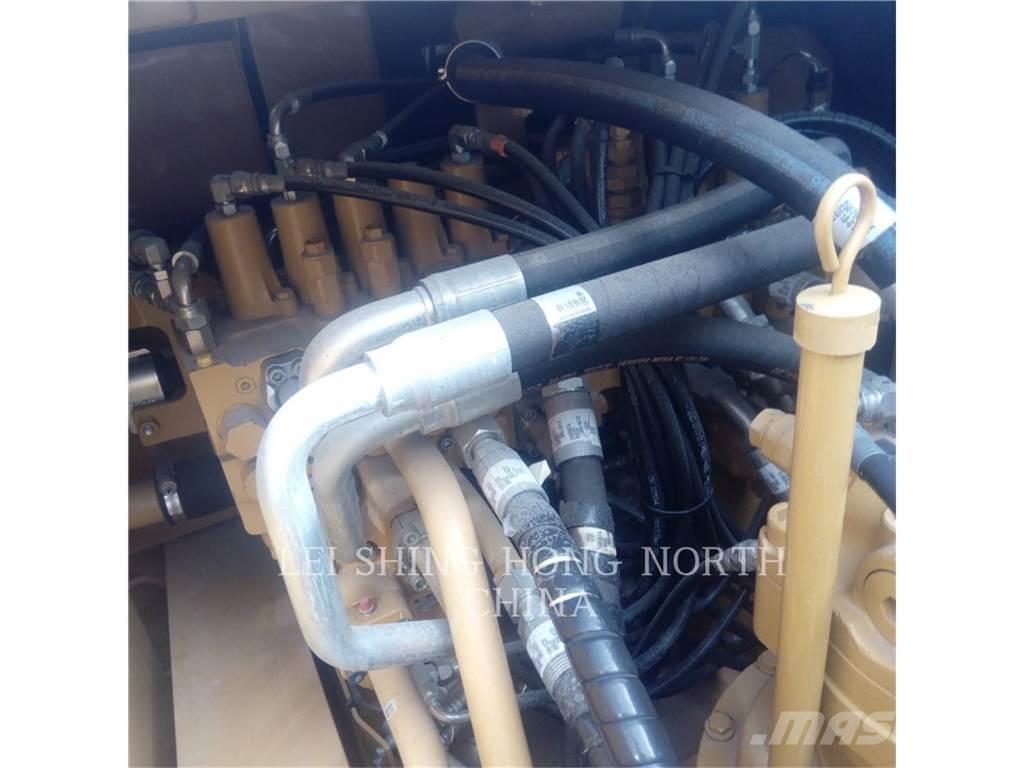 CAT 330D2L 대형 굴삭기 29톤 이상