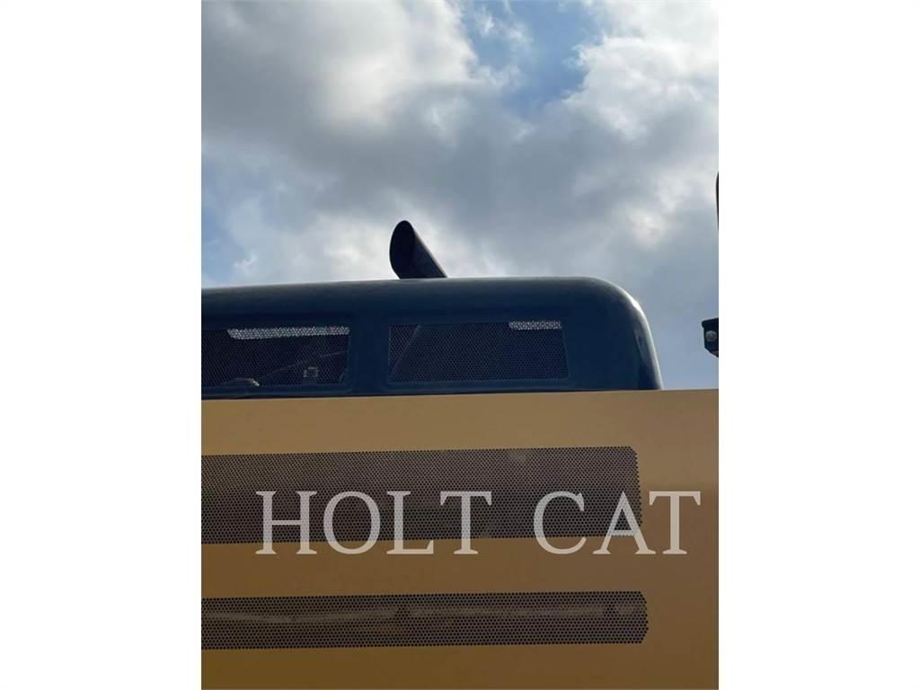 CAT 330FL TC 대형 굴삭기 29톤 이상