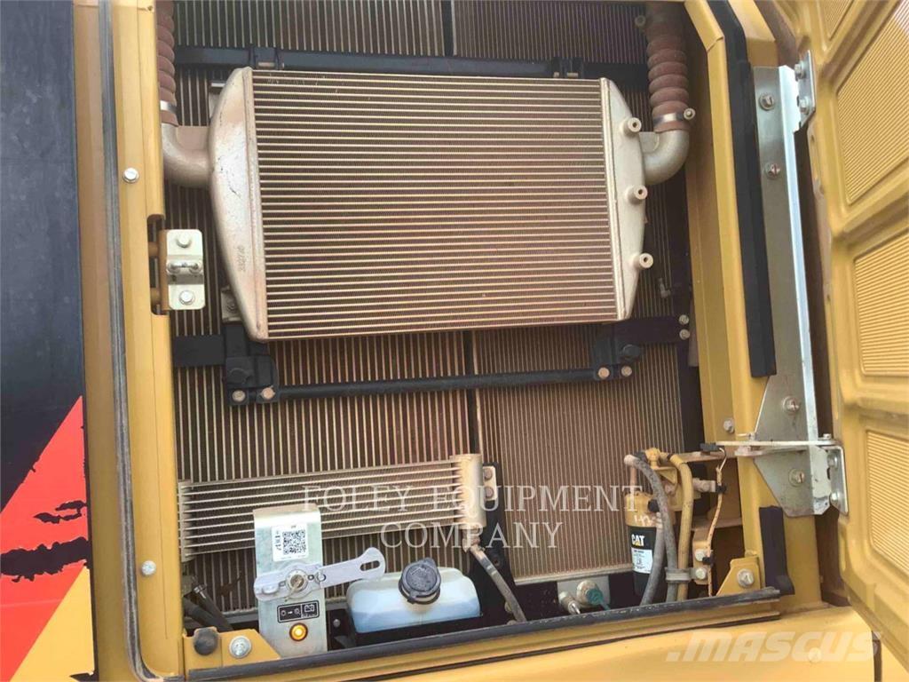 CAT 330FLLR 대형 굴삭기 29톤 이상