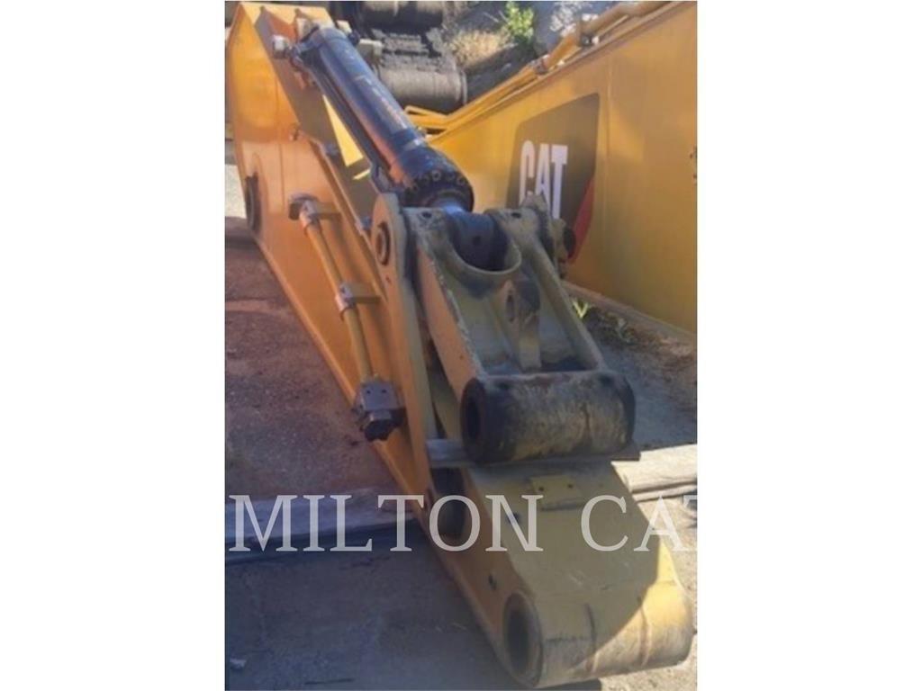 CAT 330GC 106 STICK 관절형 전동이동 리프트