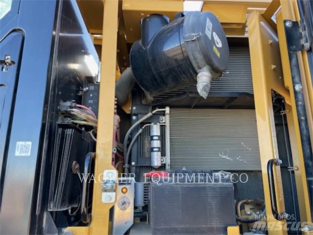 CAT 335FL 대형 굴삭기 29톤 이상