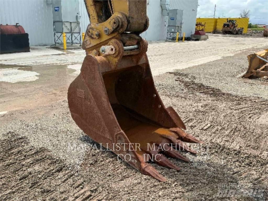 CAT 336 대형 굴삭기 29톤 이상