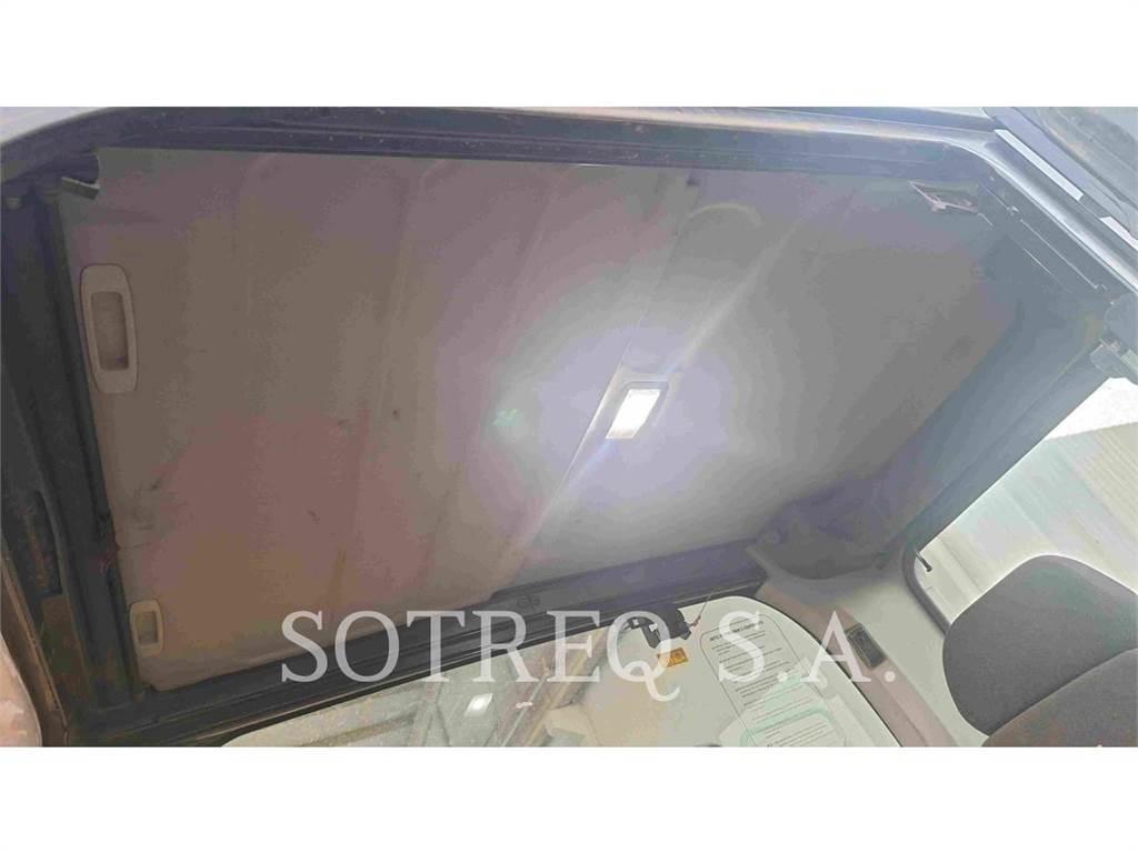 CAT 33607 대형 굴삭기 29톤 이상