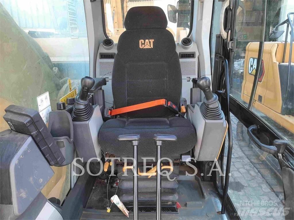 CAT 33607 대형 굴삭기 29톤 이상
