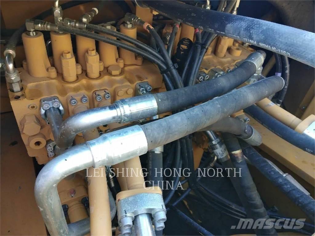 CAT 336D2 대형 굴삭기 29톤 이상