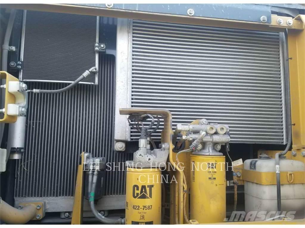 CAT 336D2 대형 굴삭기 29톤 이상