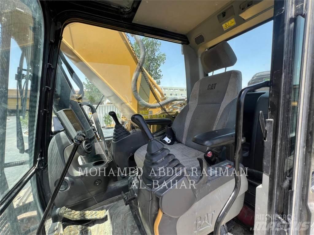 CAT 340D2L 대형 굴삭기 29톤 이상