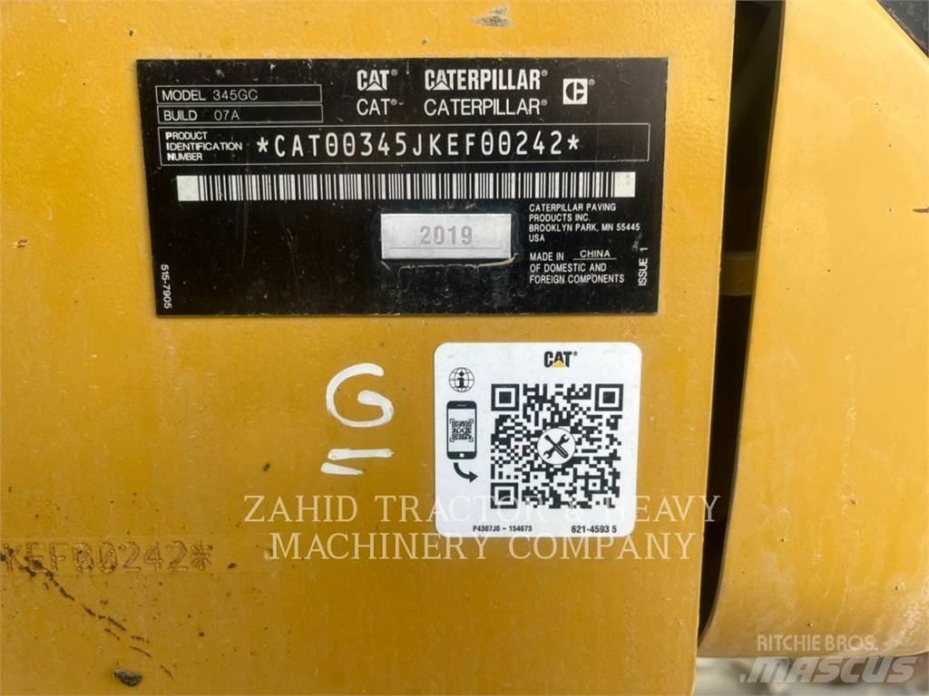 CAT 34507GC 대형 굴삭기 29톤 이상