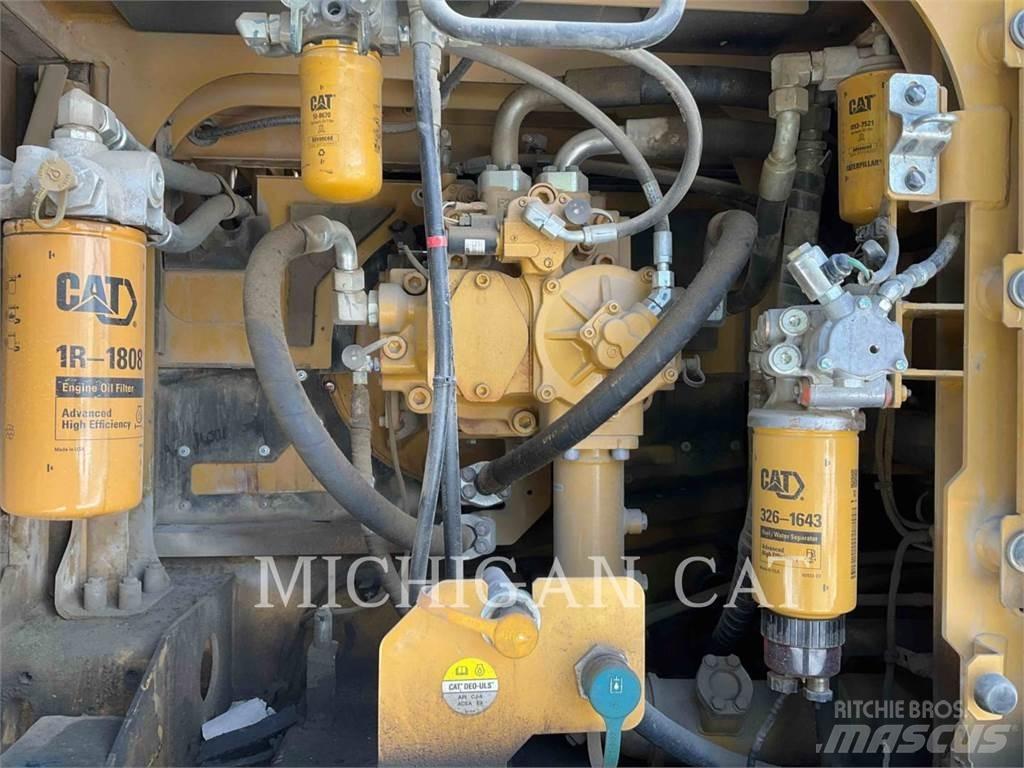 CAT 349FL + 대형 굴삭기 29톤 이상