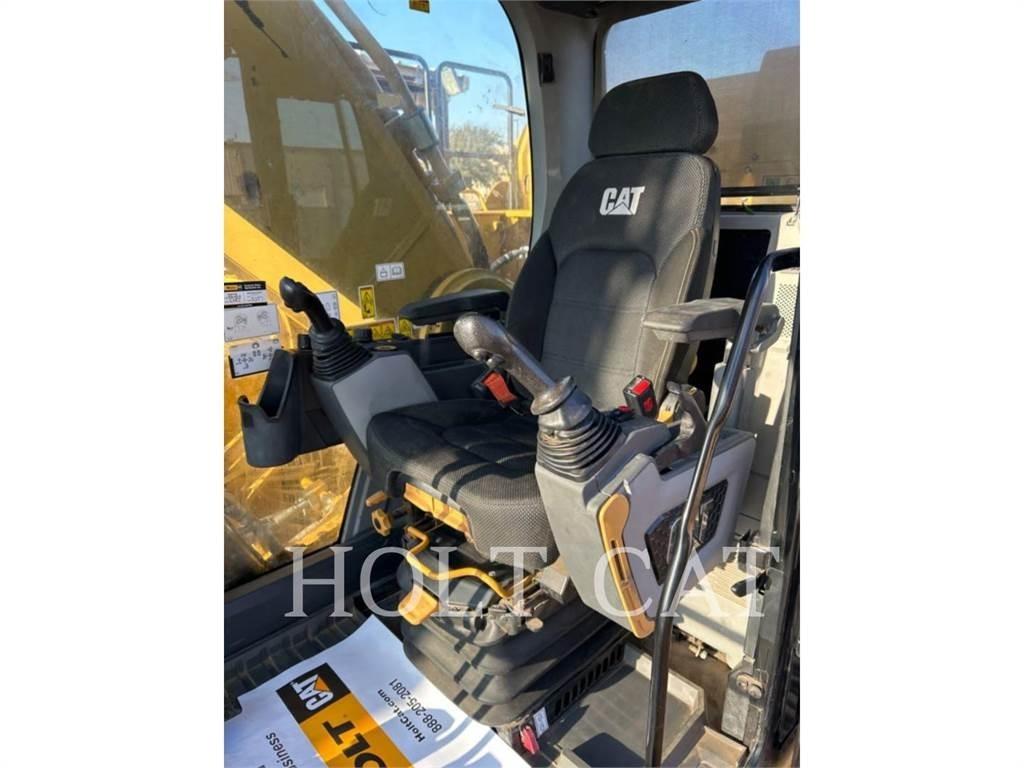 CAT 352 11 대형 굴삭기 29톤 이상