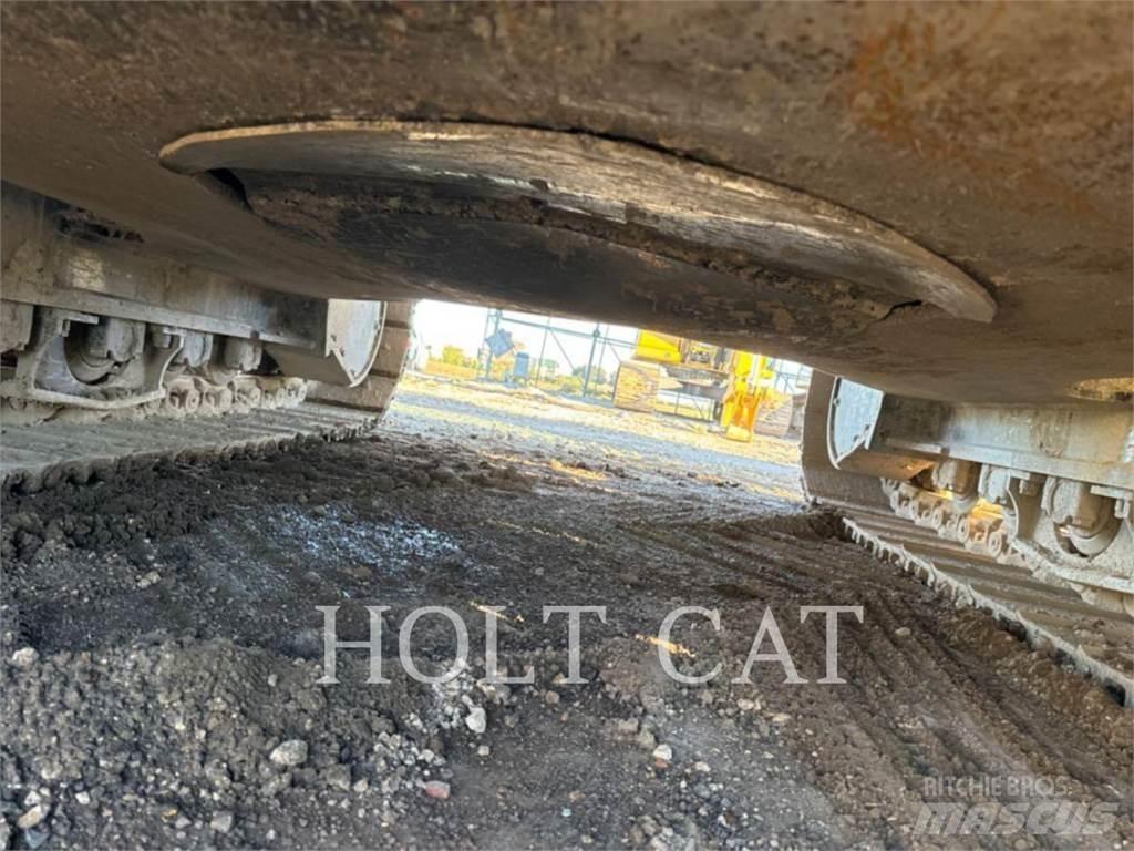 CAT 352 11 대형 굴삭기 29톤 이상
