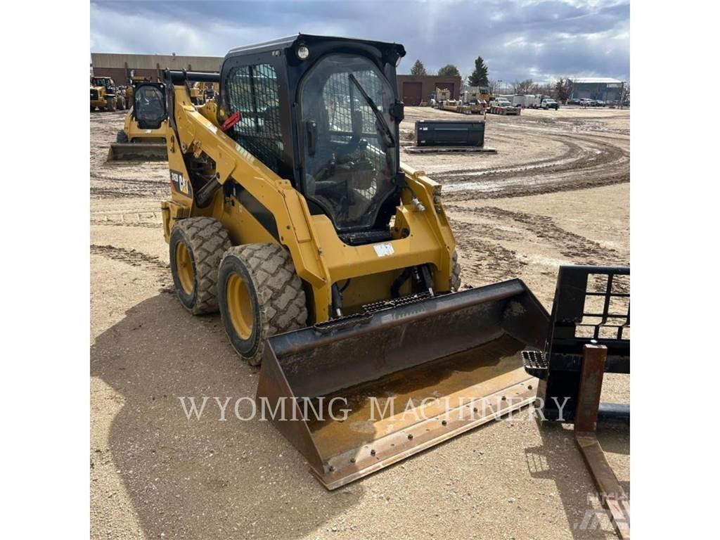 CAT 352D  스키드로더