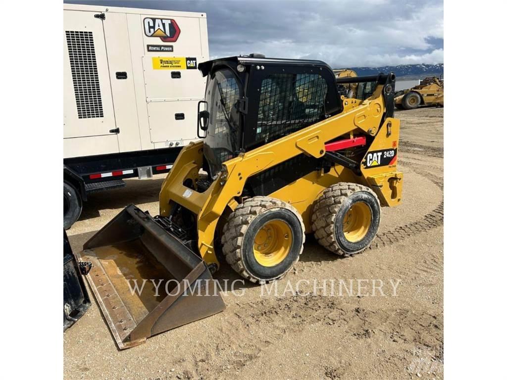 CAT 352D  스키드로더