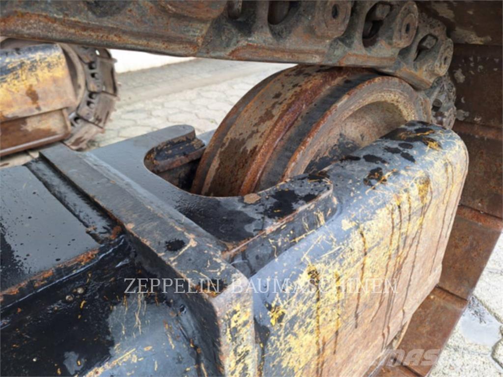 CAT 352FL 대형 굴삭기 29톤 이상