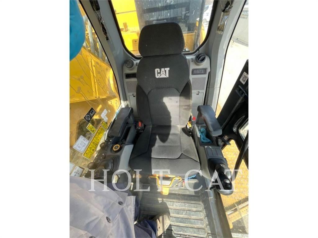 CAT 374 대형 굴삭기 29톤 이상