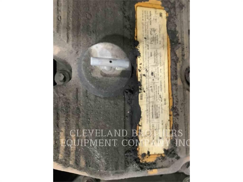 CAT 374DL 대형 굴삭기 29톤 이상