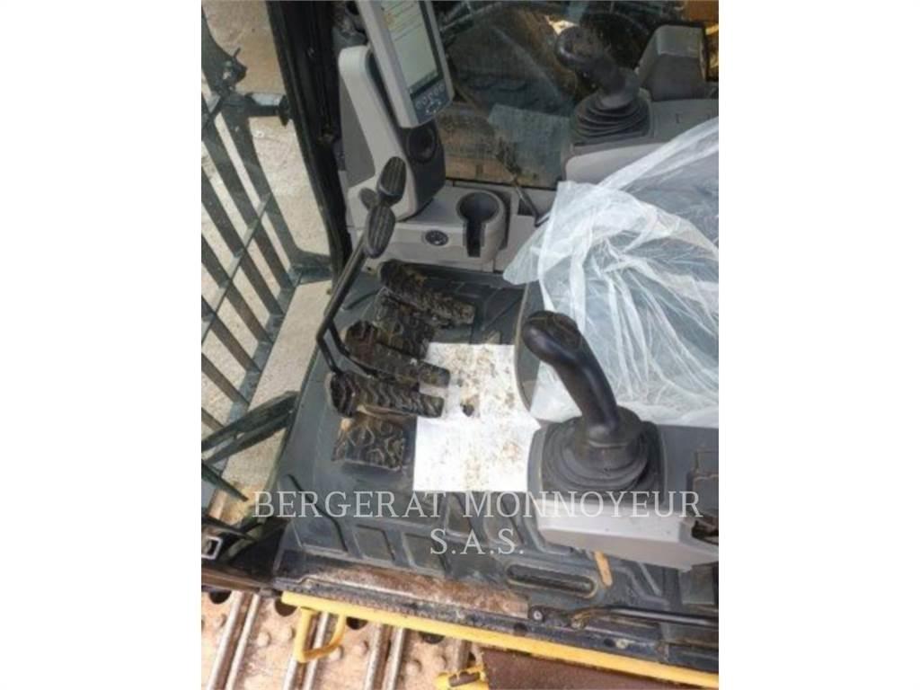 CAT 374F 대형 굴삭기 29톤 이상