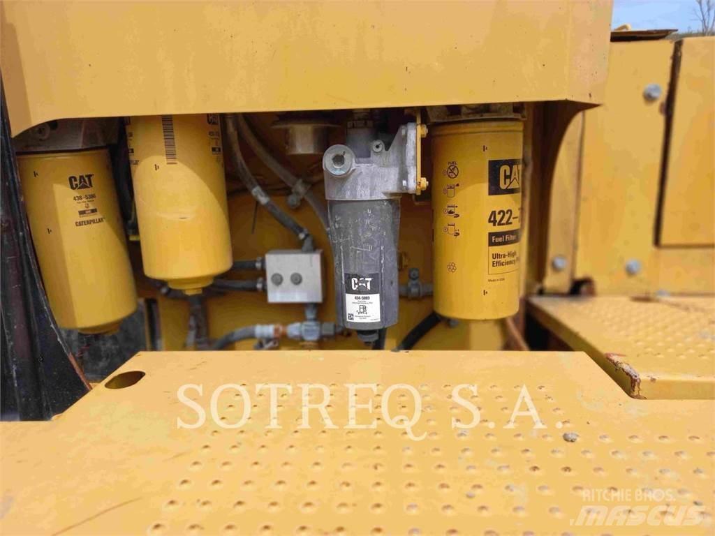 CAT 374FL 대형 굴삭기 29톤 이상