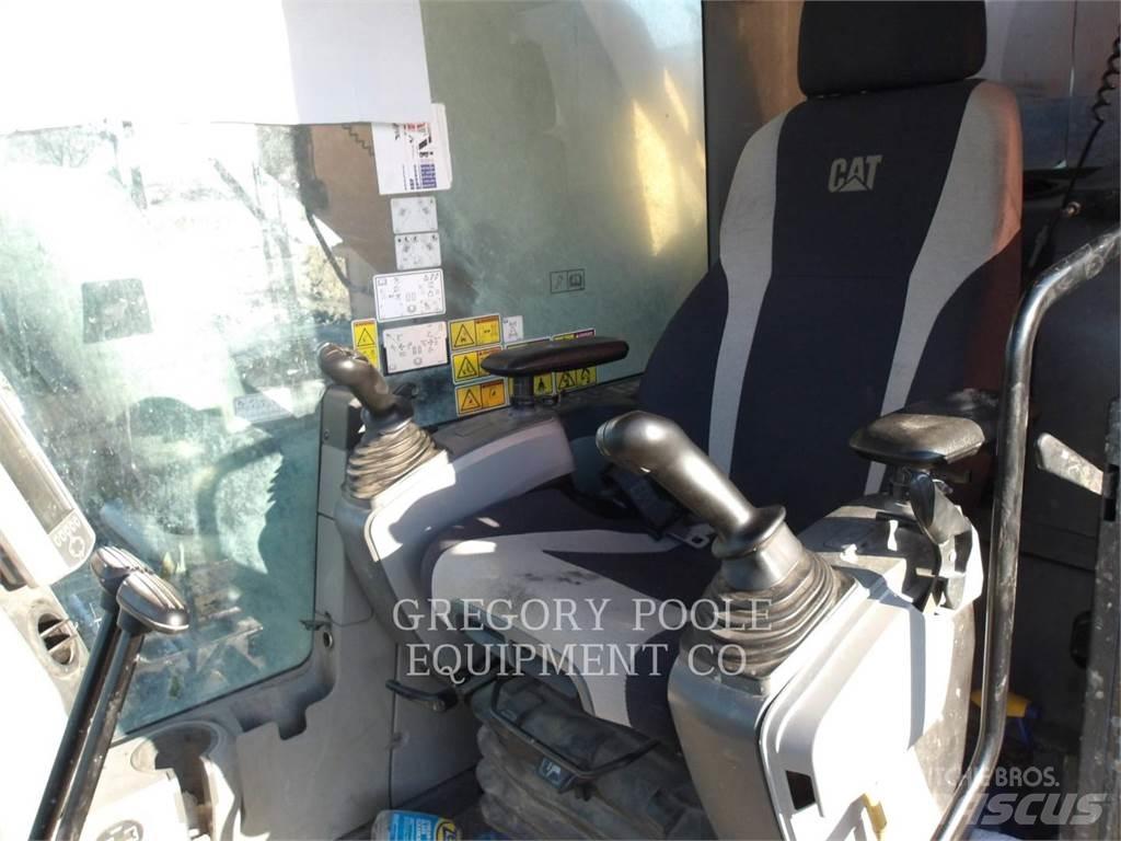 CAT 374FL 대형 굴삭기 29톤 이상