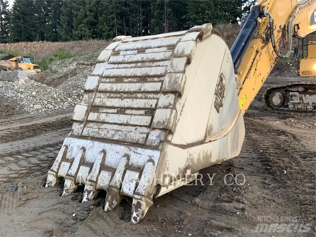 CAT 390F 대형 굴삭기 29톤 이상