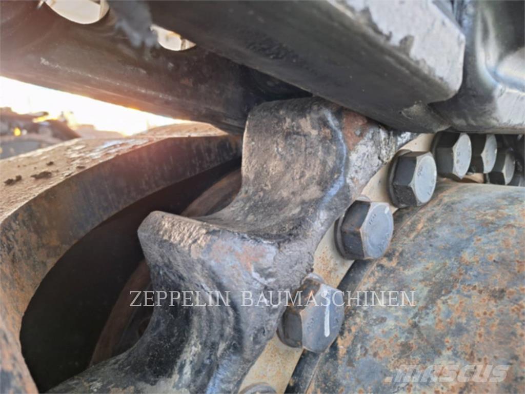 CAT 390FL 대형 굴삭기 29톤 이상
