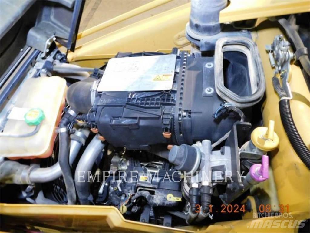 CAT 415F2 4EOP 백호로더