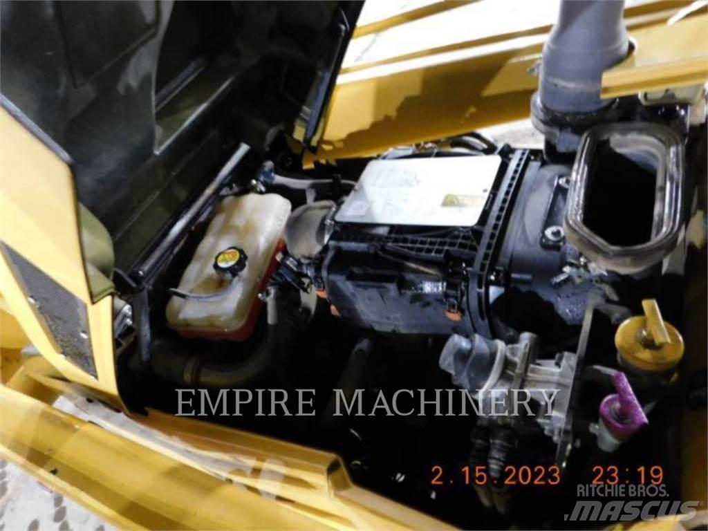CAT 415F2 IL  휠로우더