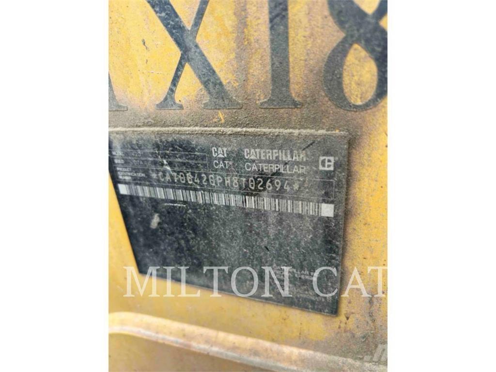 CAT 42007 백호로더