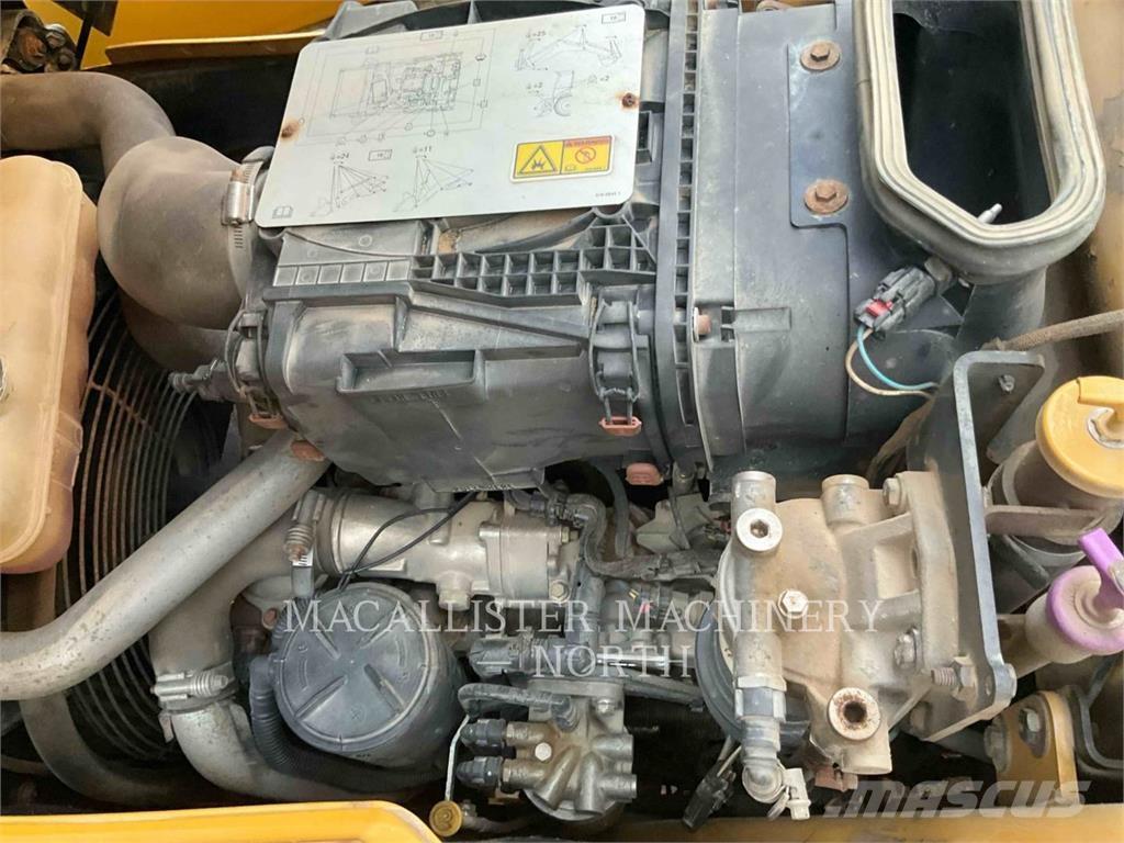 CAT 420F A 백호로더