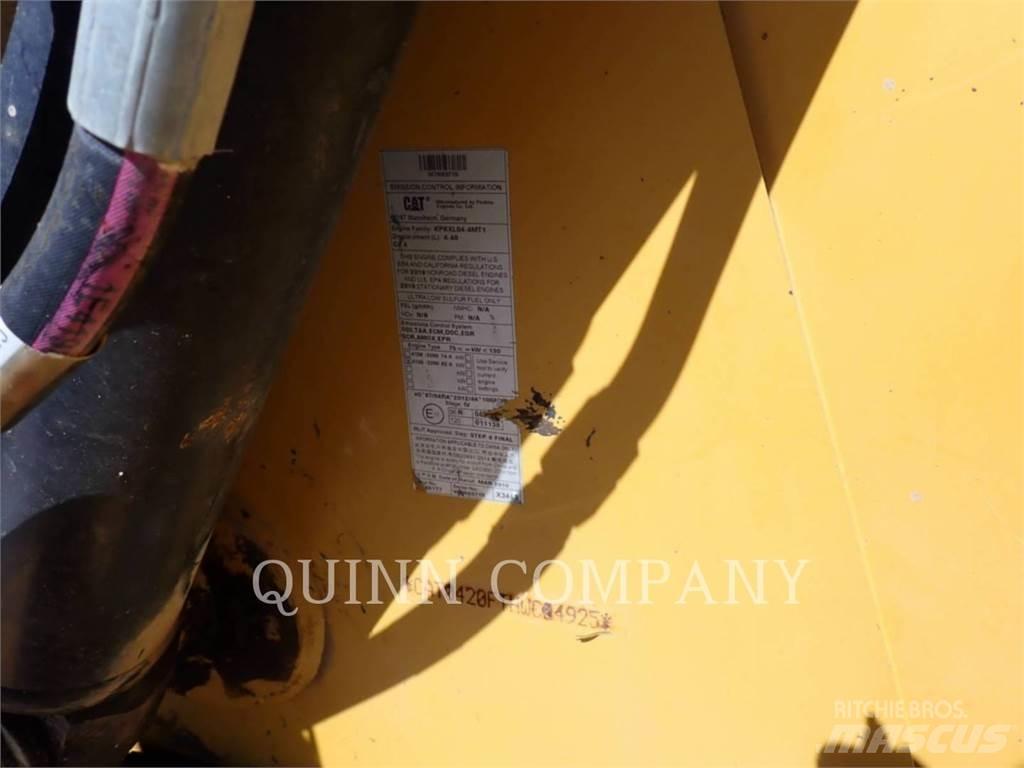 CAT 420F2 백호로더