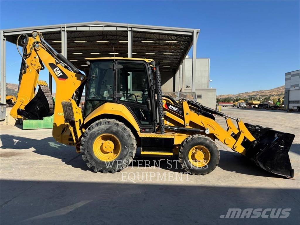 CAT 420F2 백호로더