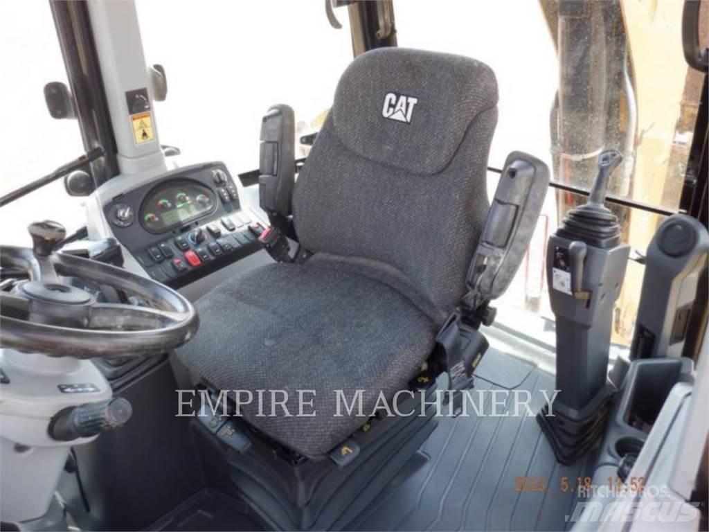 CAT 420F2 4ECP 백호로더