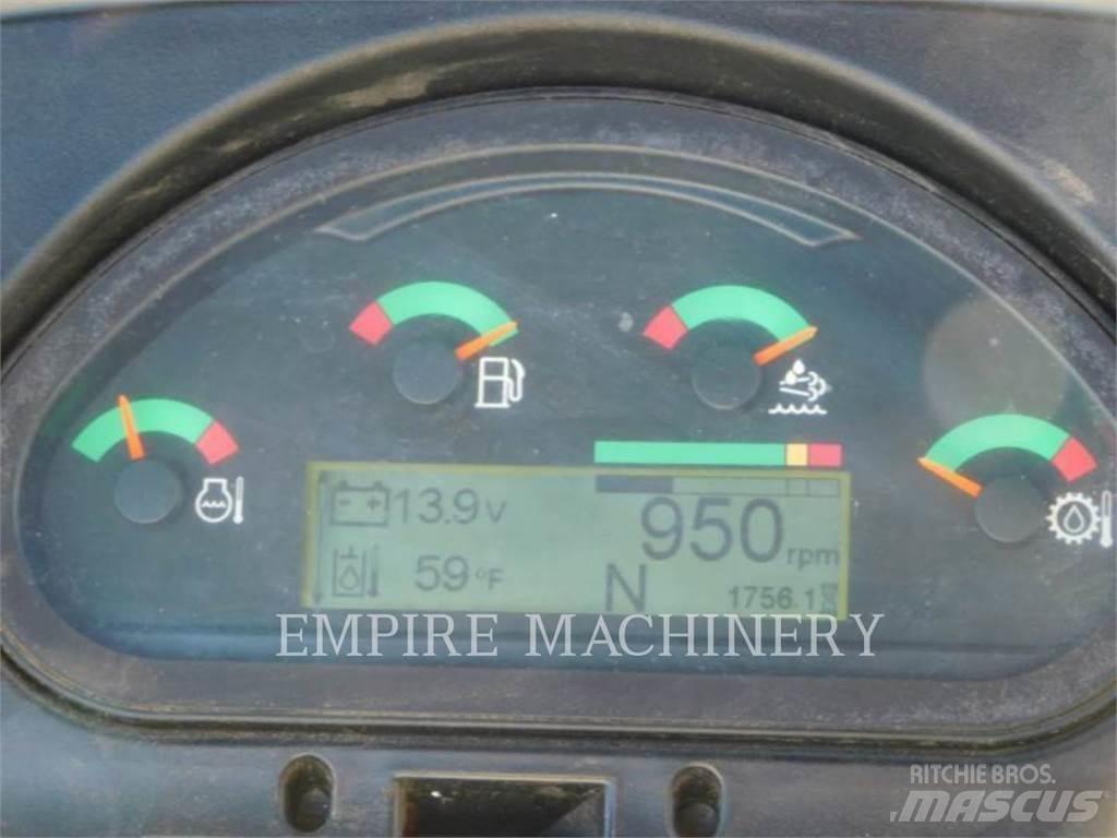 CAT 420F2 4EO 백호로더