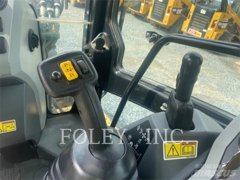 CAT 420F2IT 백호로더