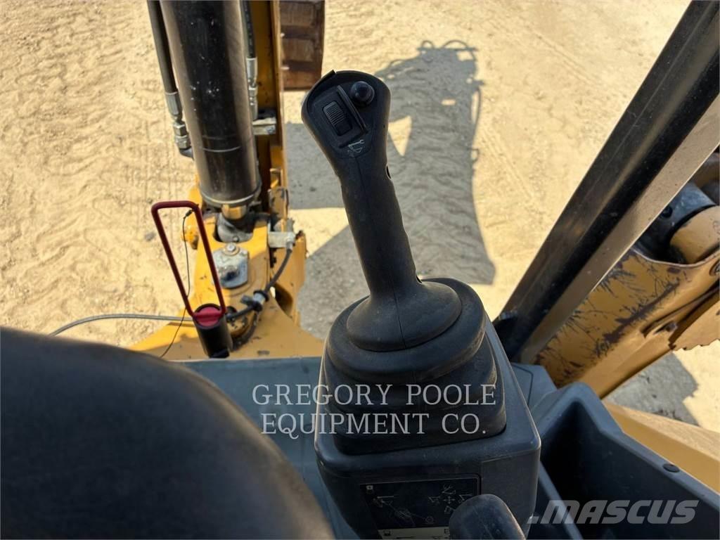 CAT 420F2IT 백호로더