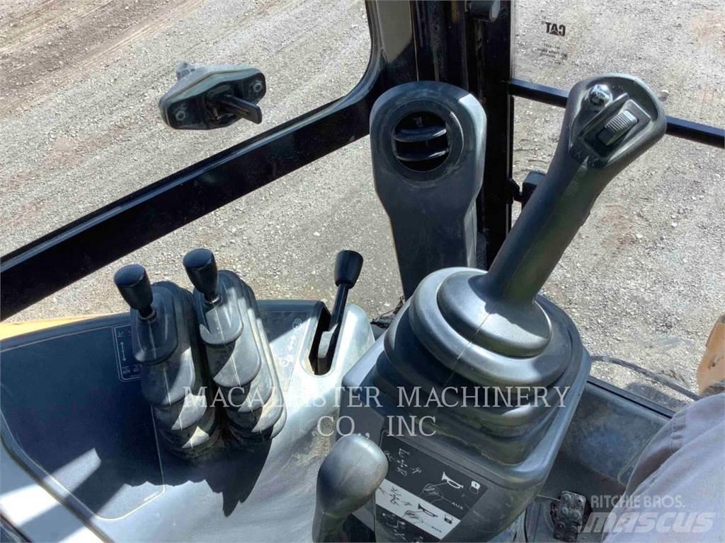CAT 420F2ST 백호로더