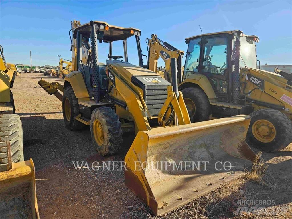 CAT 420F2ST 백호로더