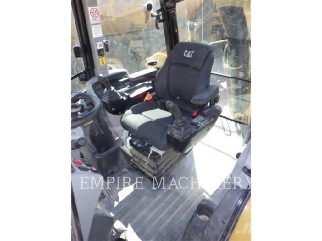 CAT 420XE4ECIP 백호로더