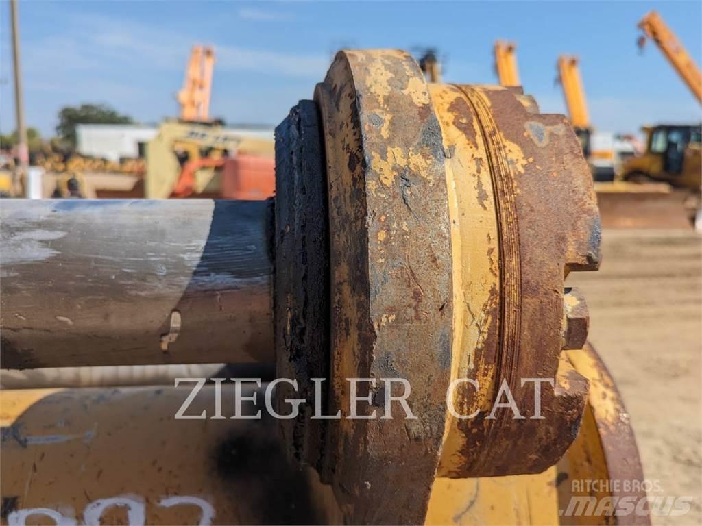 CAT 42DB 버켓