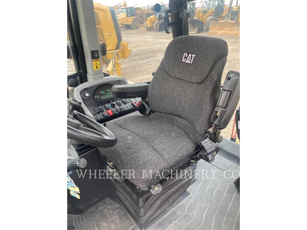 CAT 430F2 ITCF 백호로더