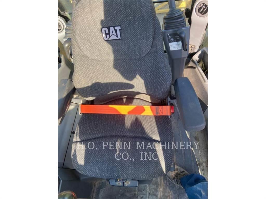 CAT 430F2ST 백호로더