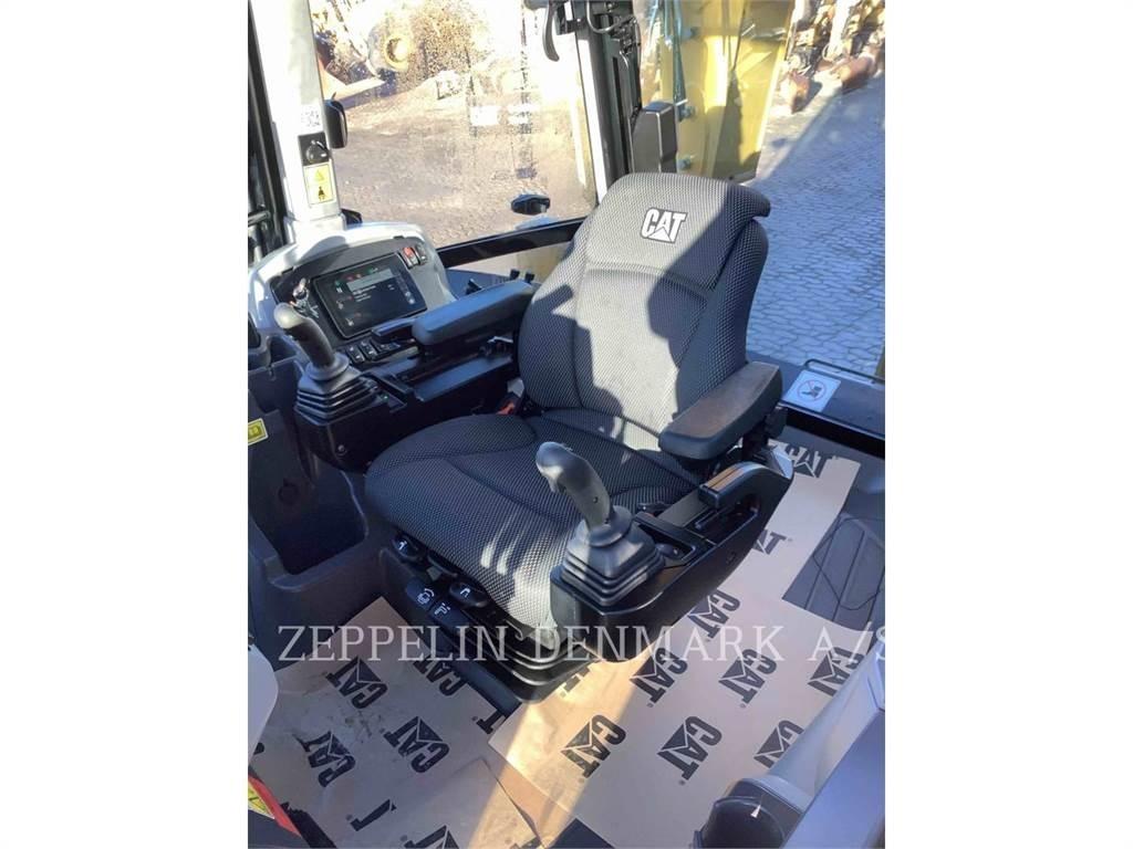 CAT 432 백호로더
