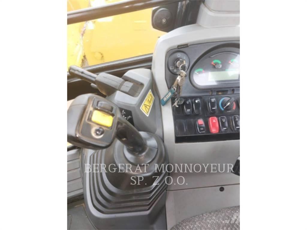 CAT 432F2 백호로더