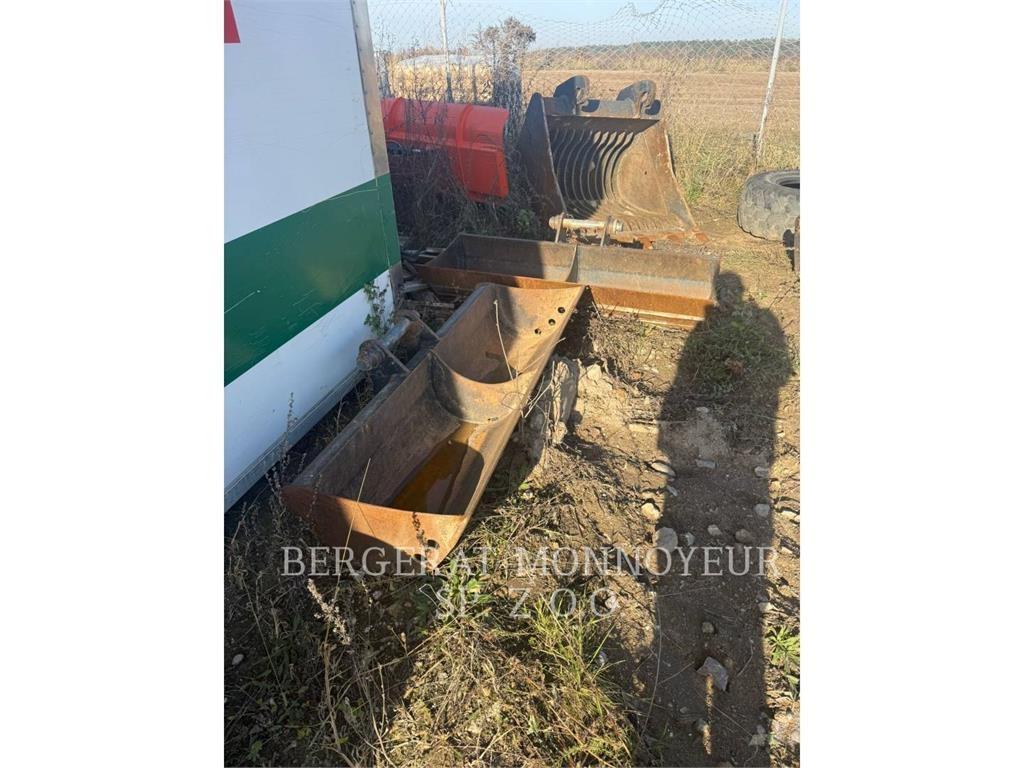 CAT 432F2 백호로더